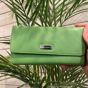 Nine & Co Green Clutch